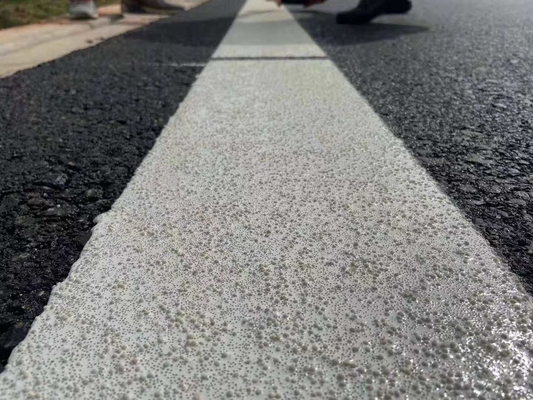 Bituminowy akrylowy farba do oznakowania dróg Stabilność termiczna Wysoce trwała