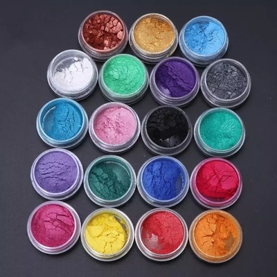 Metaliczny czarny diament Epoksy Pigment Mica Powder do tworzenia żywicy